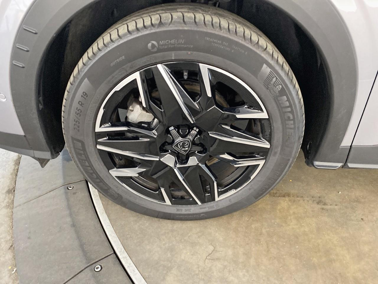 Peugeot 5008 hybrid 145 ch e-dcs6 gt — photo 11