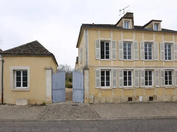 Local commercial 250 m²