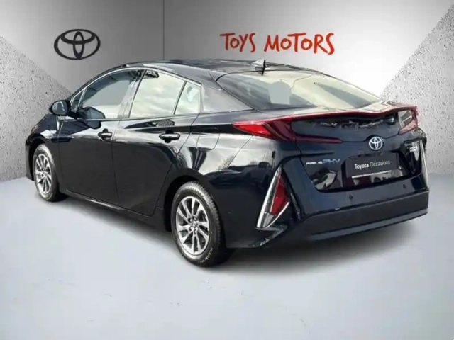 Toyota Prius hybrid rechargeable dynamic pack premium — photo 3