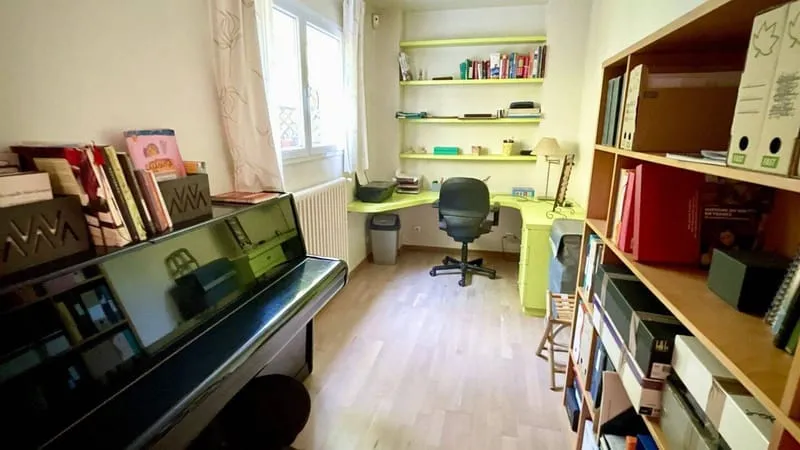 Photo 7