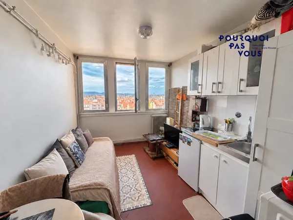 Studette de 12 m² vue dégagée sur Lyon