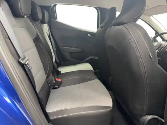 Renault Clio blue dci 100 ch gsr2 — photo 16