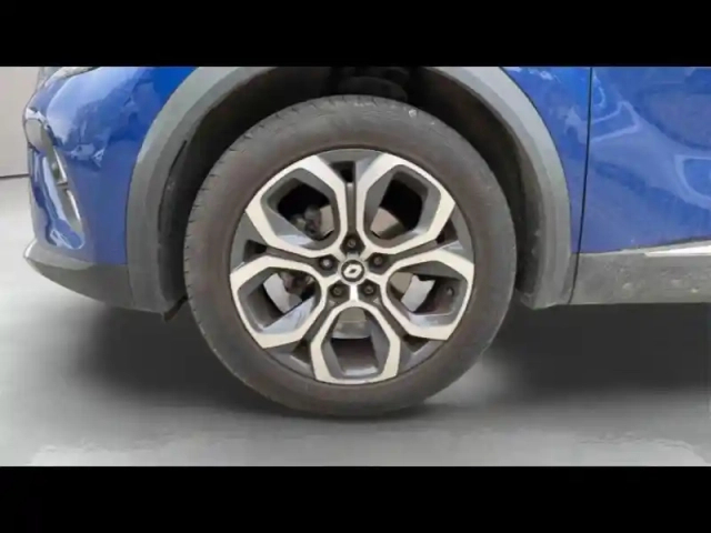 Renault Captur 1.0 tce 90ch techno + attelage — photo 19
