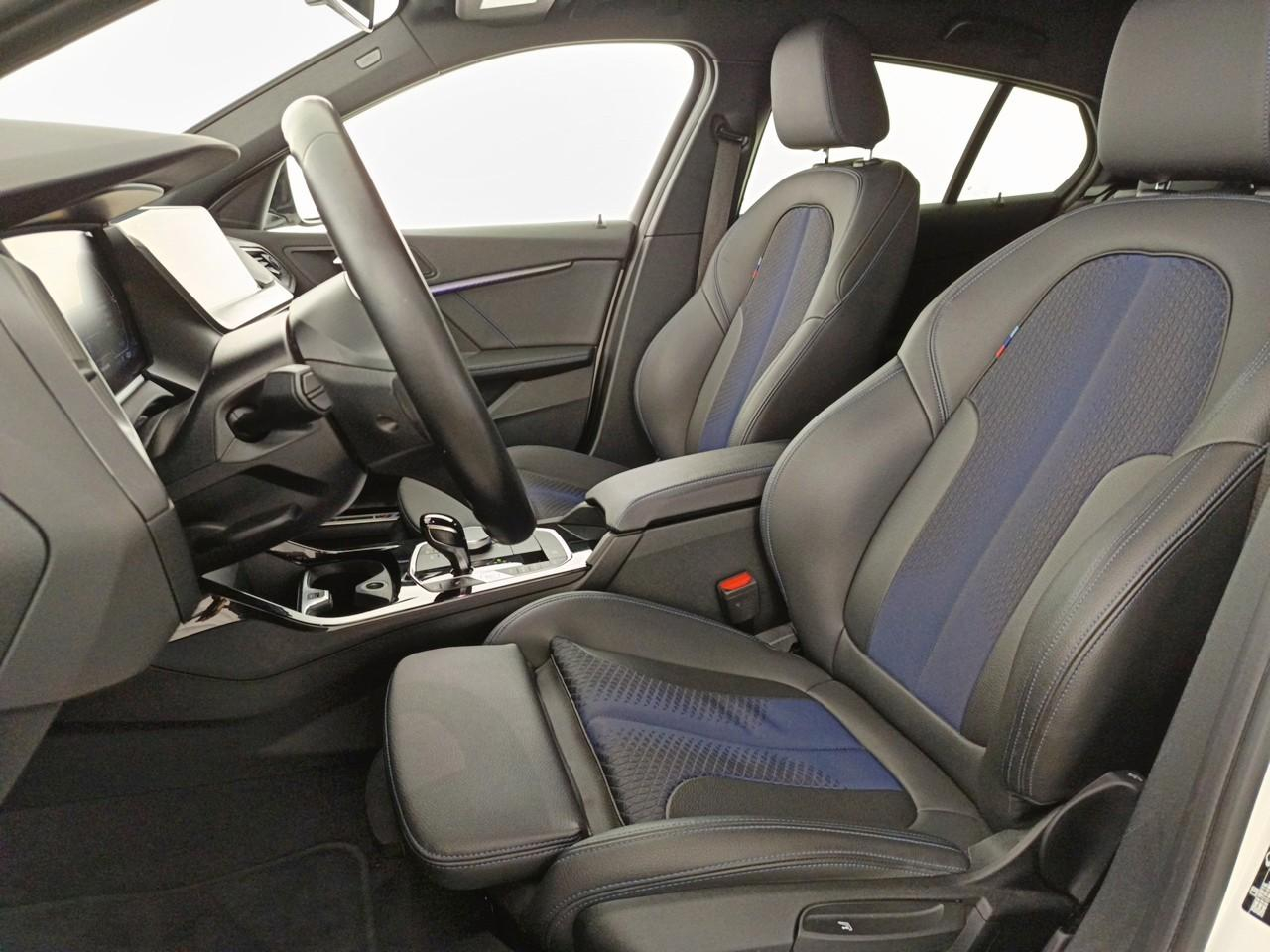 Bmw Serie 1 16i 109 ch dkg7 m sport — photo 9