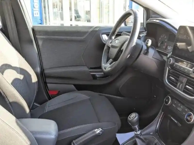 Ford Puma 1.0 flexifuel 125ch s&amp;s mhev titanium — photo 4