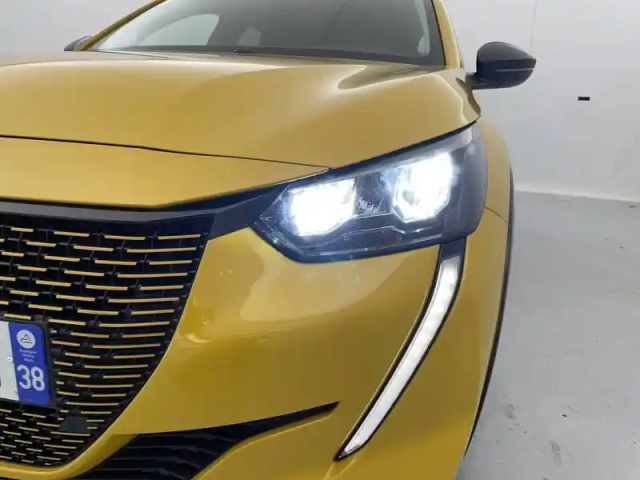 Peugeot 208 electrique 50 kwh 136ch — photo 24
