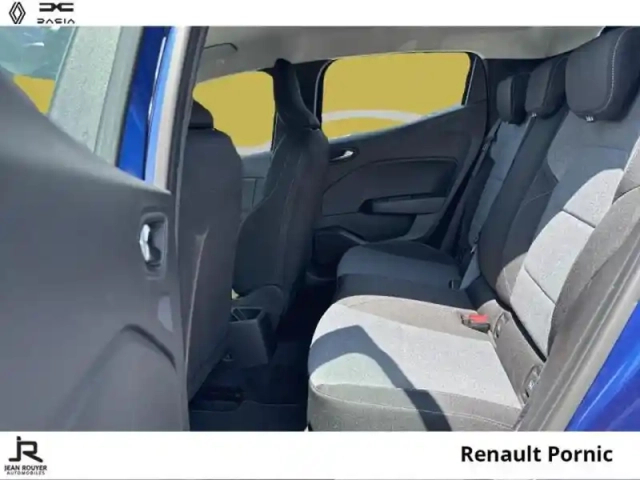 Renault Clio 1.5 blue dci 100ch evolution - 24 — photo 4