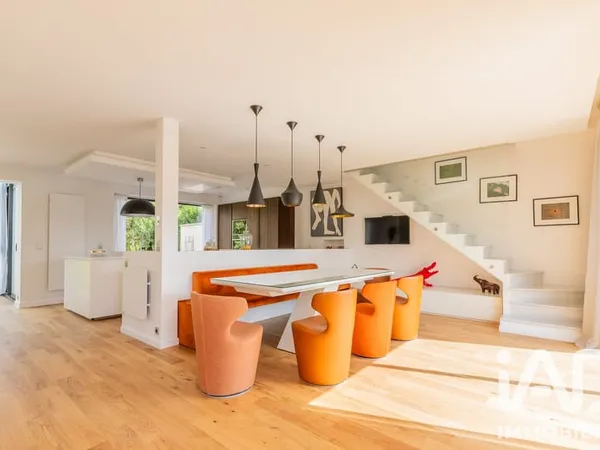 Maison 7 pièces 200 m²
