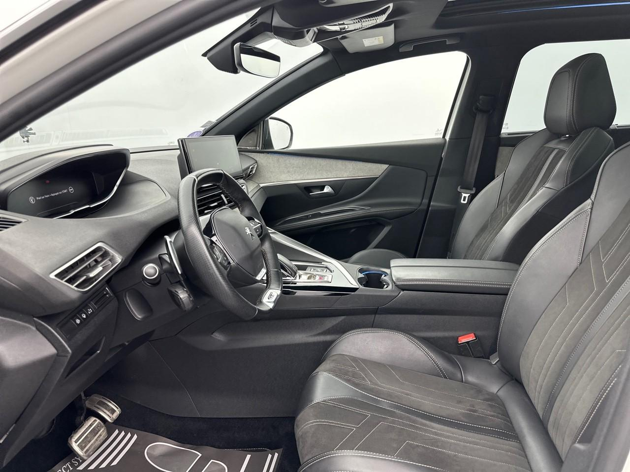 Peugeot 5008 puretech 180ch s&s eat8 gt pack — photo 9