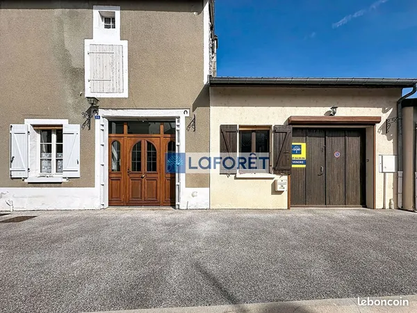 Maison 2 pièces 84 m²