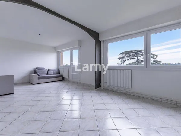 Appartement 4 pièces 75 m²