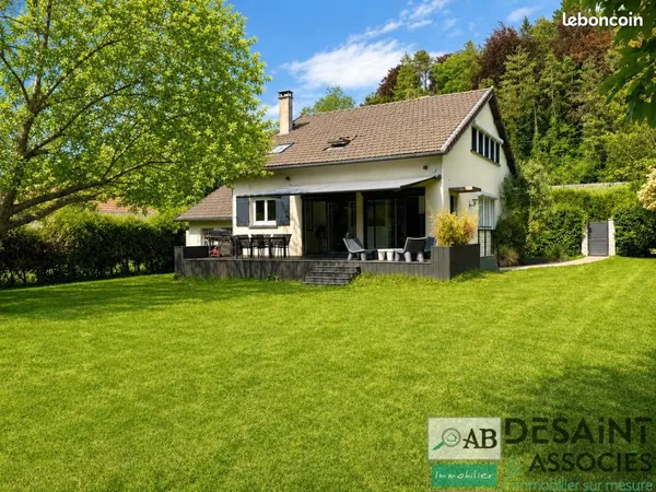 Maison 7 pièces 143 m²