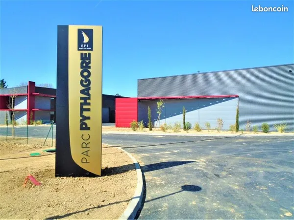 Local commercial 164 m²