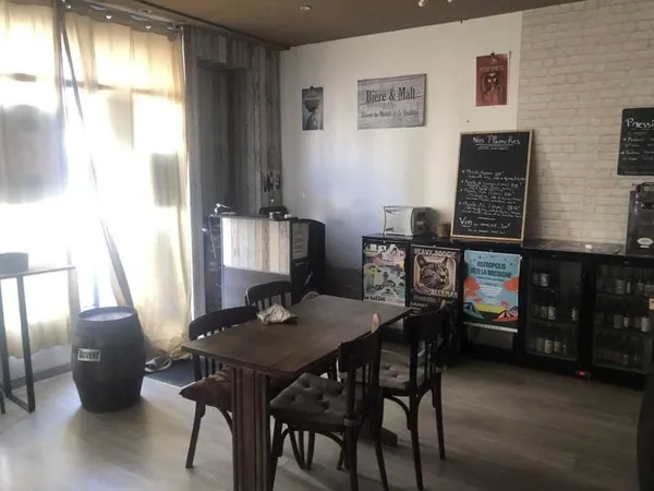 LOCAL COMMERCIAL A LOUER HYPER CENTRE SIAM BREST