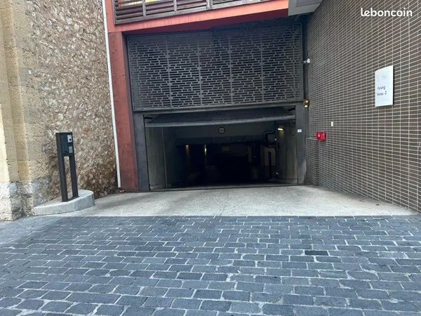 À louer box garage