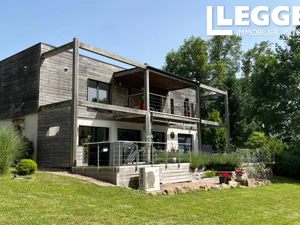 Maison 8 pièces 200 m²