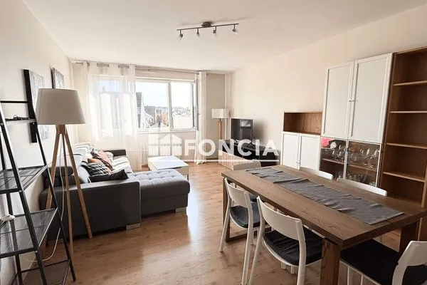 Appartement meublé 2 pièces 64 m²