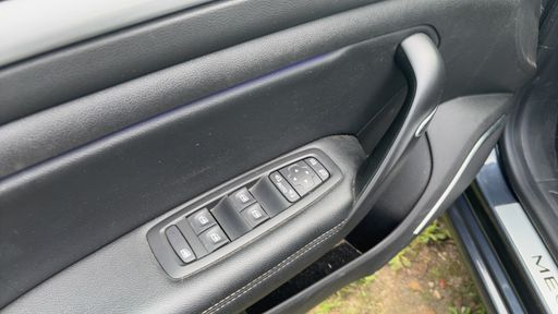 Renault Megane 1.2 TCe 130 - Intens – 2016 – 125969 km – Essence – Boîte Manuelle — photo 17