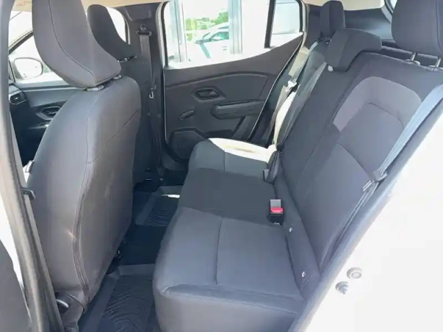 Dacia Sandero eco-g 100 — photo 13