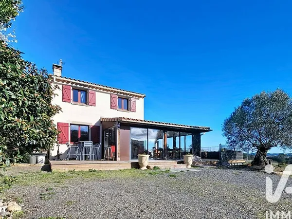 Propriété 3 pièces 83 m²