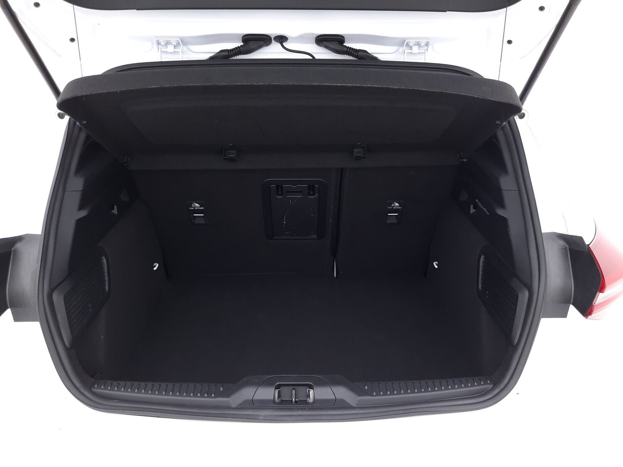 Ford Focus — photo 16