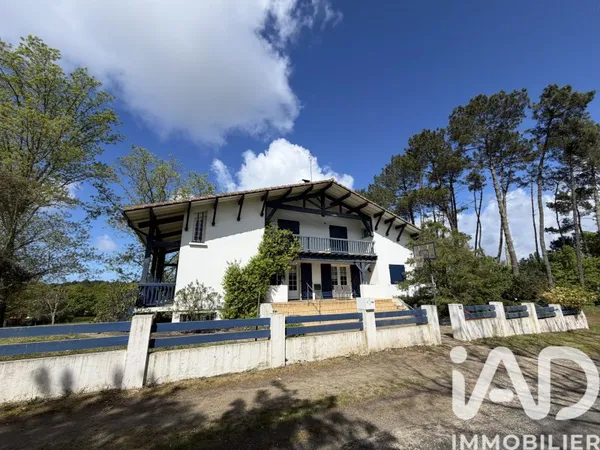 Maison 12 pièces 235 m²