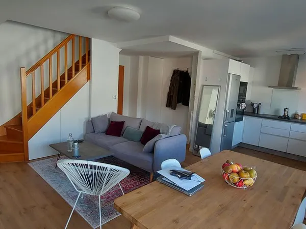 CENTRE- Jardin des plantes/Gare Nord- T3 DUPLEX- RENOVE