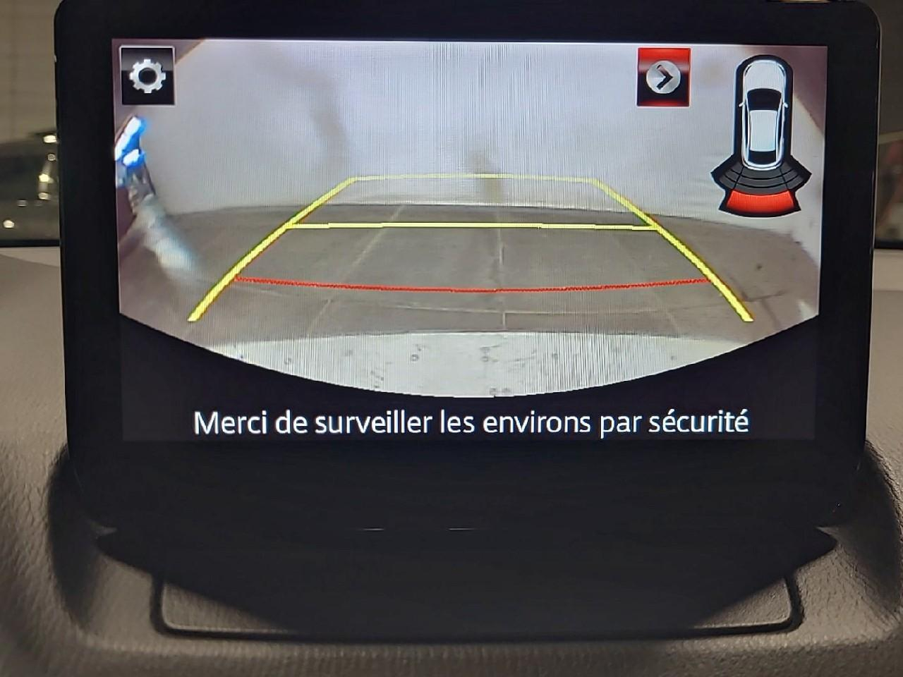 Mazda 2 2 1.5l e-skyactiv g m hybrid 90ch exclusive-line — photo 18