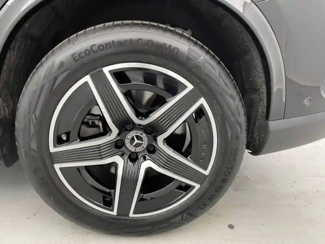 Mercedes Glc 300 e 9g-tronic 4matic — photo 17