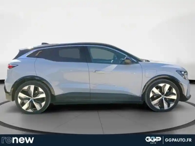 Renault Megane e-tech electric ev60 220ch techno optimum charge -c — photo 6