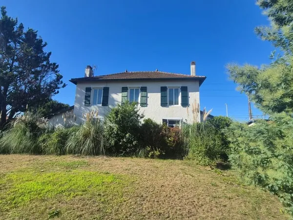 Maison 10 pièces 186 m²