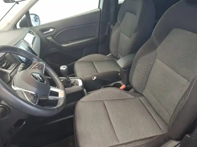 Renault Captur tce 140 - 21 — photo 12