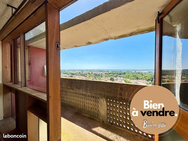 REZÉ - La Maison Radieuse - 6ème rue, vue exceptionnelle