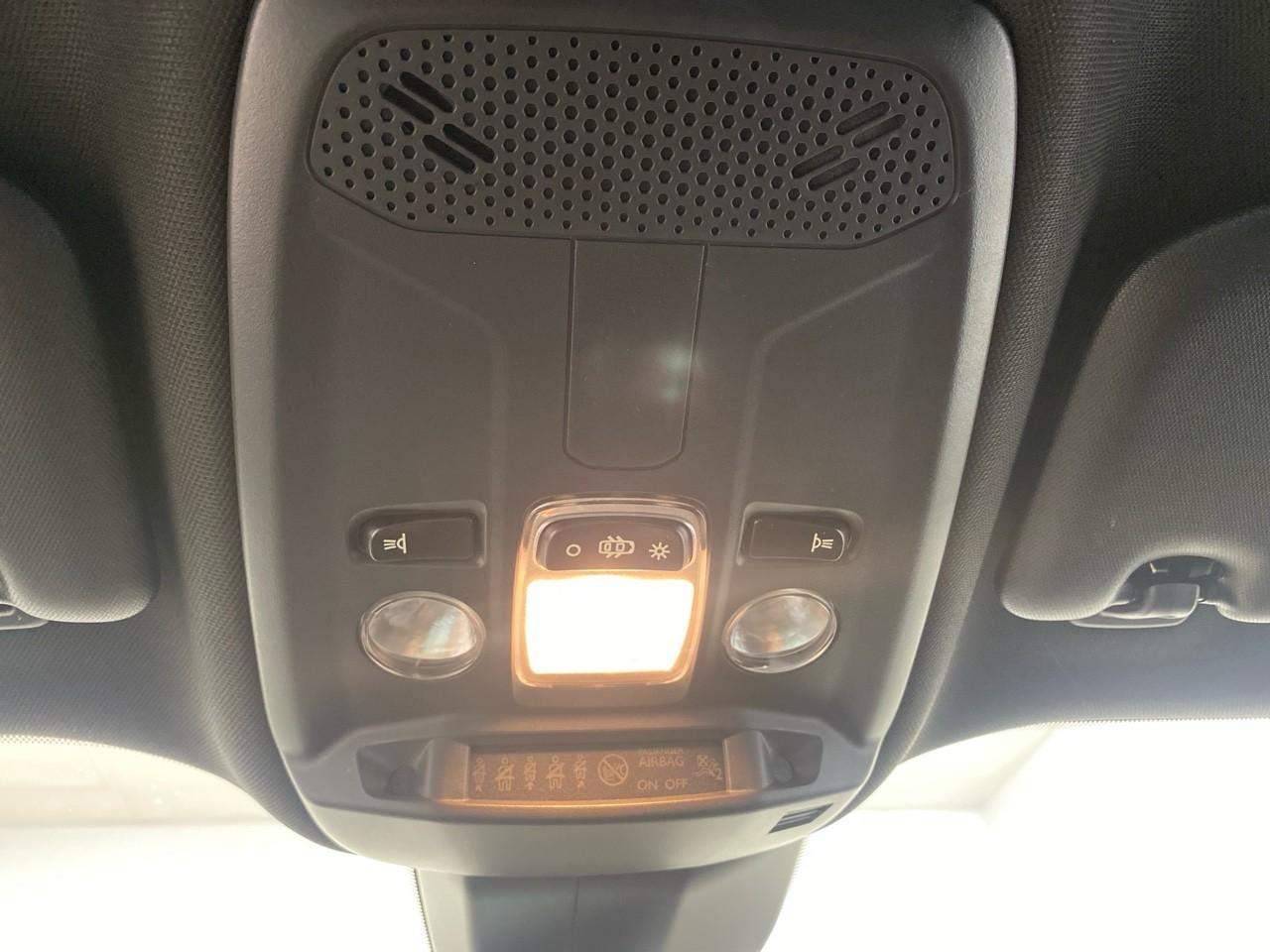 Peugeot 2008 puretech 130 s&s eat8 style — photo 16