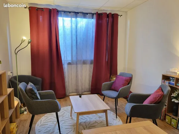 Cabinet professionnel à partager dans un Espace Paramédical - Trouy Nord (à deux pas de Bourges) - E
