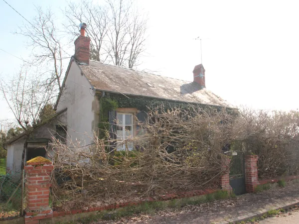 A CHAMPVERT, charmante petite maison de campagne