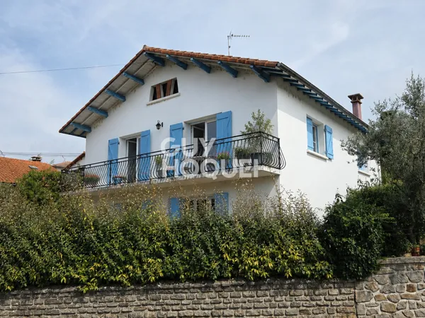 SAINT-ROME-DE-CERNON - Maison 128 m² à réinventer - 4 chambres - Jardin - 17 min de Millau