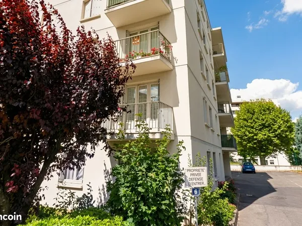Parking/box 12 m² LYON