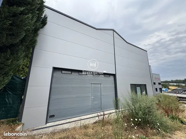 Local 300 m² Isle