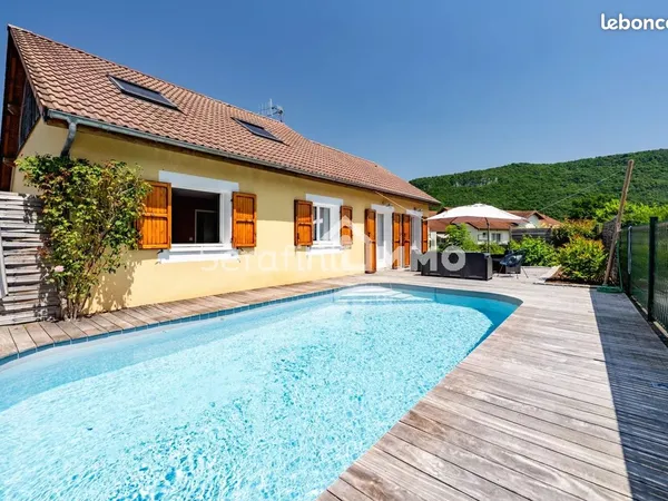 Propriété 7 pièces 189 m²