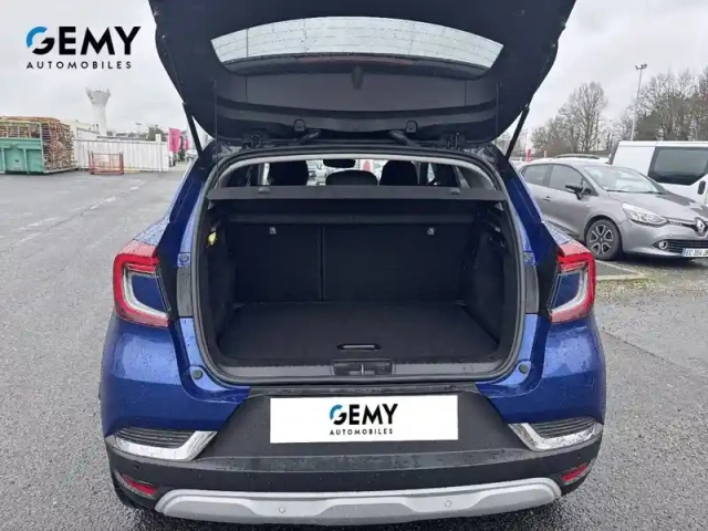 Renault Captur mild hybrid 160 edc — photo 6