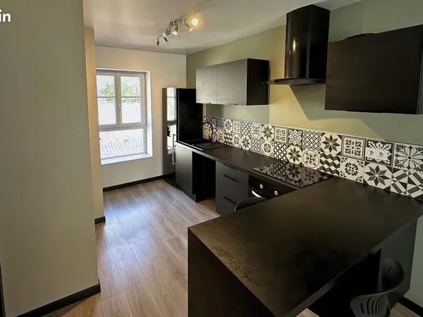 Charmant Duplex Meublé de 48m2 - Fibre, Climatisation et plus