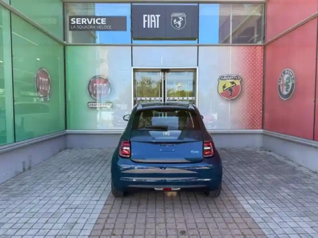 Fiat 500 e 95ch collezione my25 (certinergy 6000? déduit) — photo 5