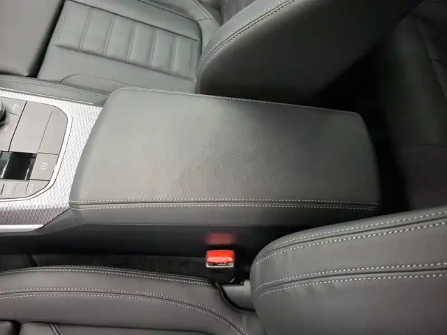 Bmw I4 edrive40 — photo 24