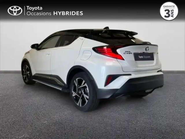 Toyota C-Hr 122h collection 2wd e-cvt my22 — photo 2