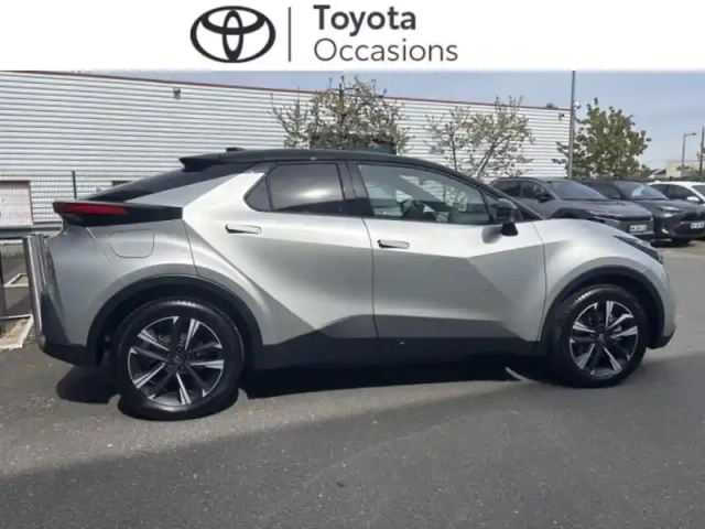 Toyota C-Hr 2.0 hybride rechargeable 225ch graphic my26 — photo 3