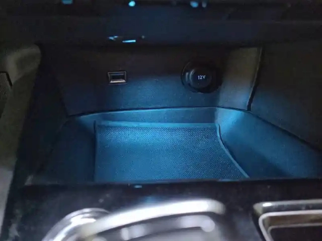 Peugeot 3008 hybrid 225 e-eat8 — photo 26