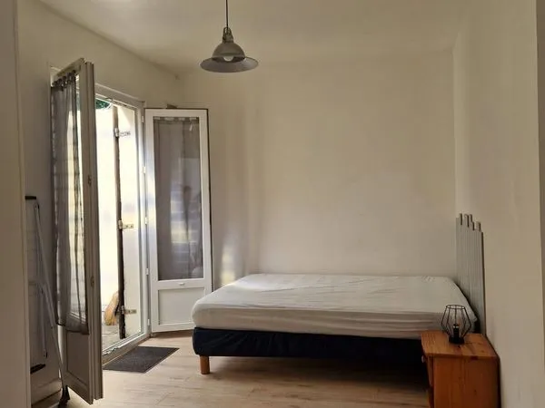 Chambre meublée dans maison 90m2 en coliving CHU Rouen droite
