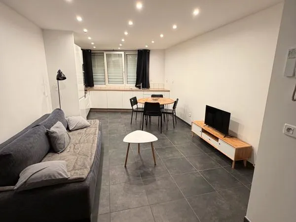 Appartement 10 pièces 350 m²