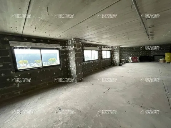 Bureaux 287 m²